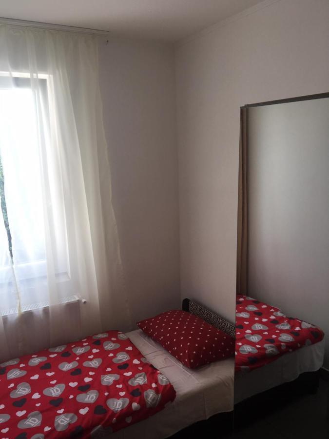 Tocc Apartman Gyál Εξωτερικό φωτογραφία
