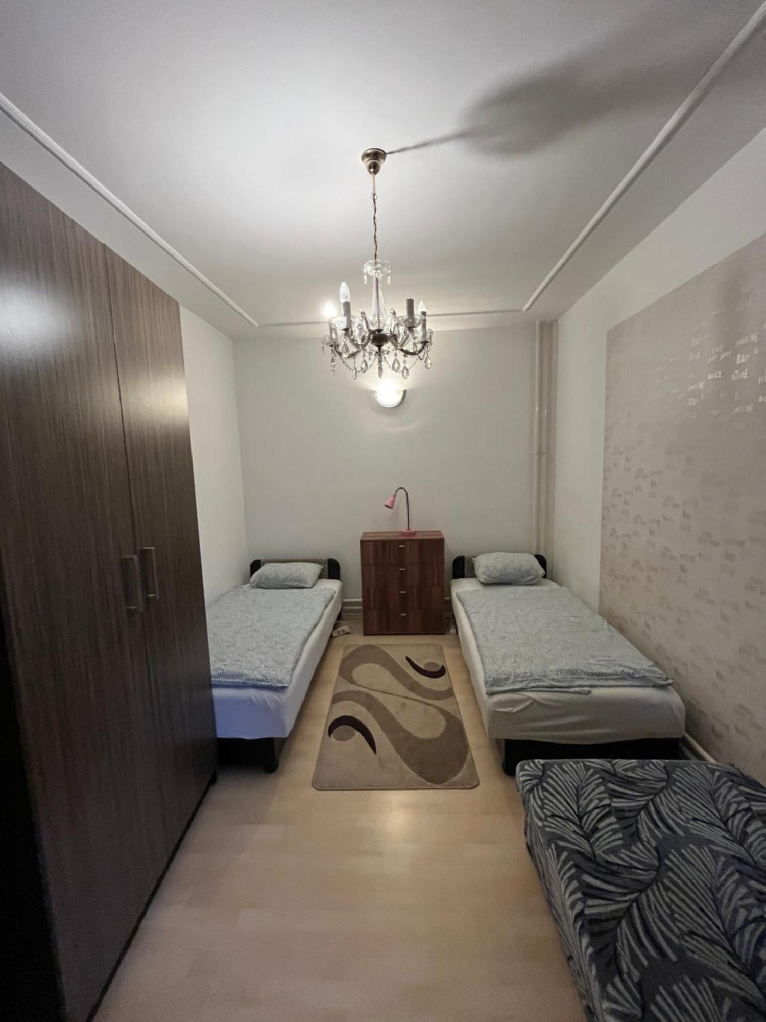 Tocc Apartman Gyál Εξωτερικό φωτογραφία